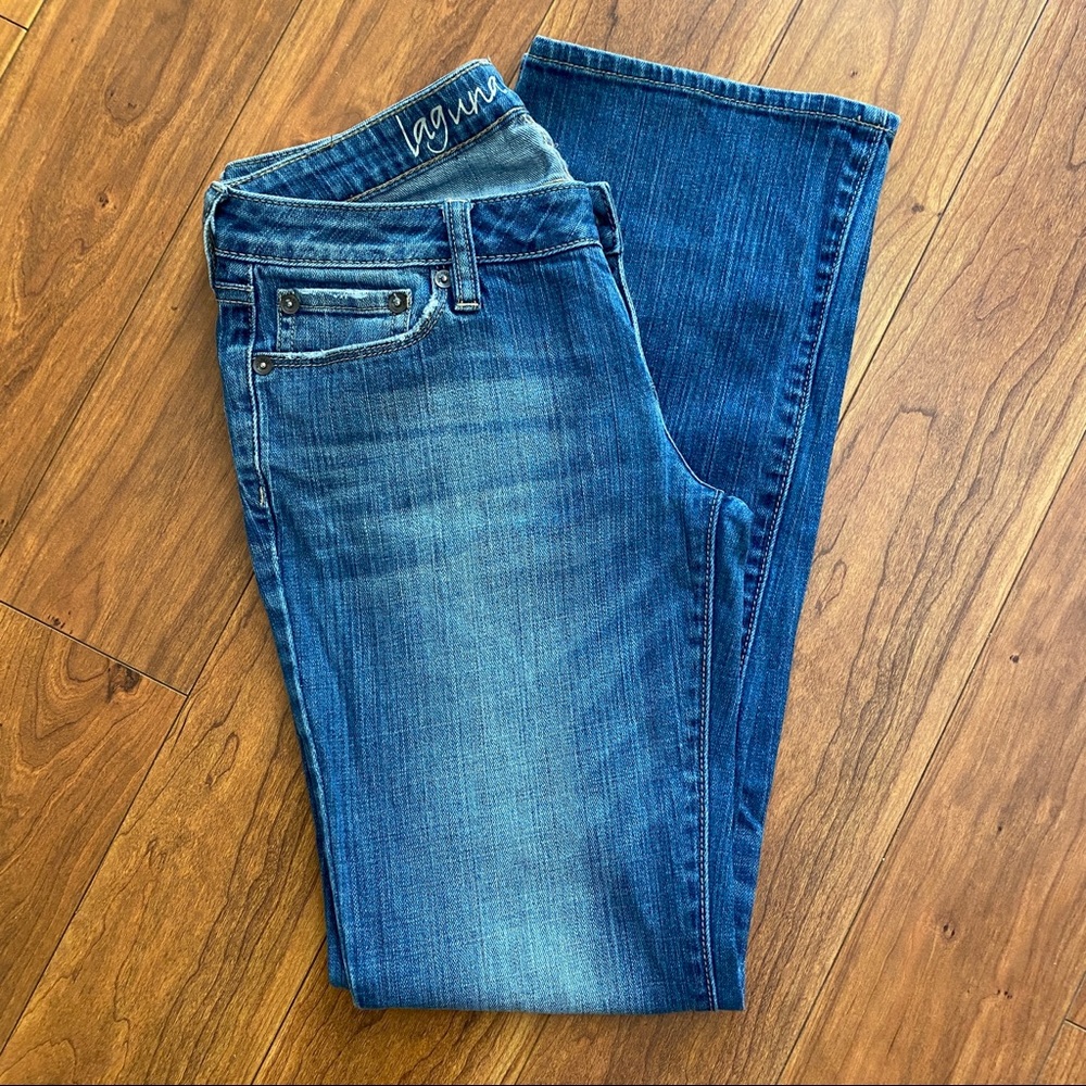 Woman’s Boot Cut Laguna jeans size 7R